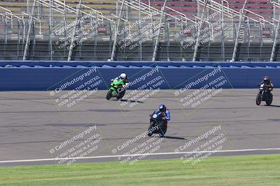 media/Aug-26-2022-Fastrack Riders (Fri) [[055e3b3c9d]]/level 2/Session 1 Start Finish/